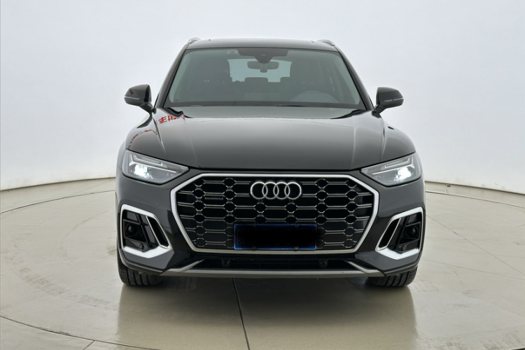 奥迪Q5L 2022款 改款 45T 豪华动感型车身外观6001