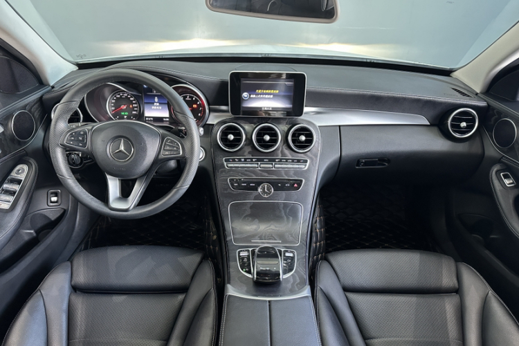 奔驰C级 2016款 C 200 L 运动型中控内饰7004