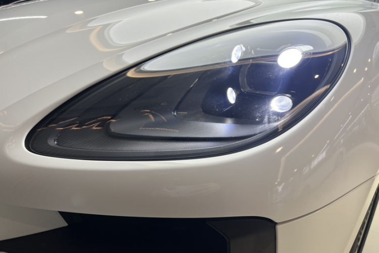 保时捷 2021款 Macan 2.0T车身外观6004