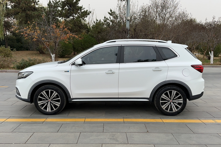 荣威RX5 2020款 20T 自动Ali智联网超越智臻版车身外观6007