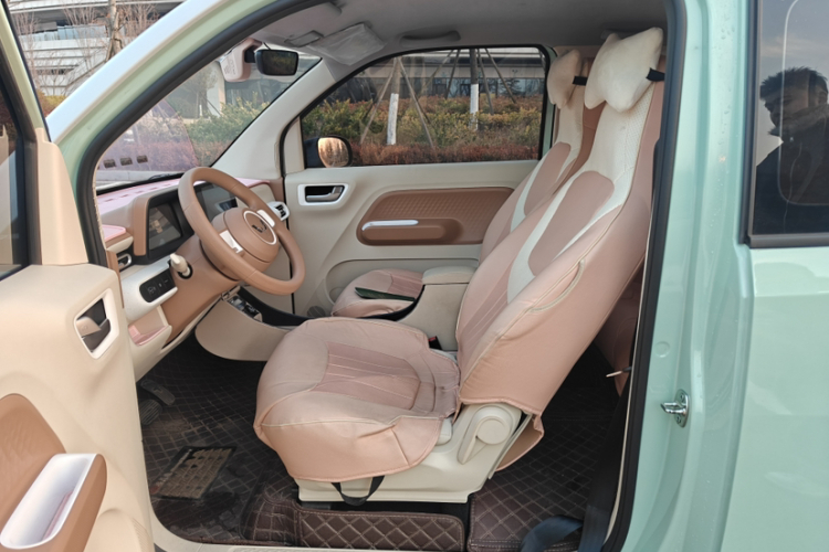 五菱汽车 宏光MINIEV 2024款 第三代 215km 进阶版中控内饰7002