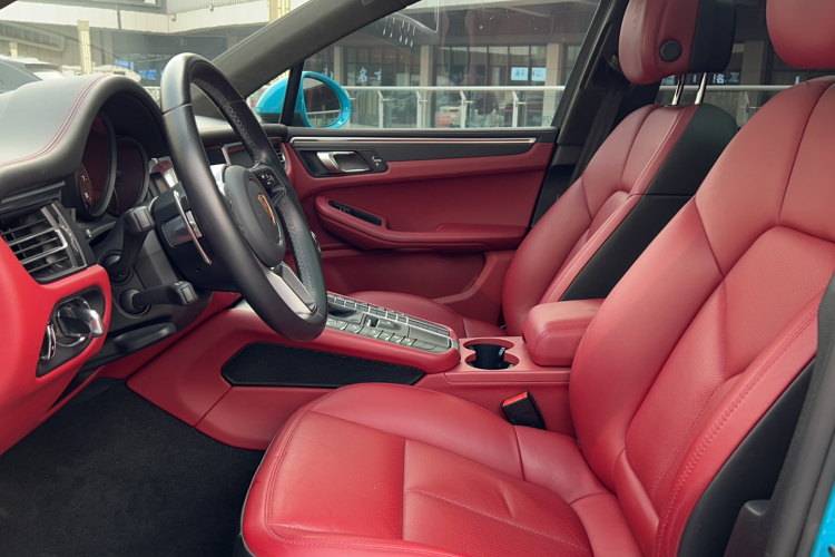 保时捷 2021款 Macan 2.0T中控内饰7002