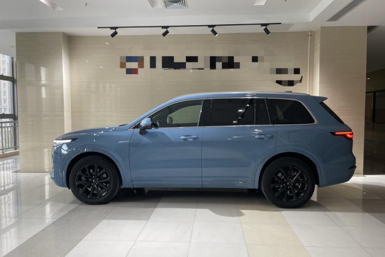 理想汽车 理想ONE 2021款 增程6座版车身外观6006