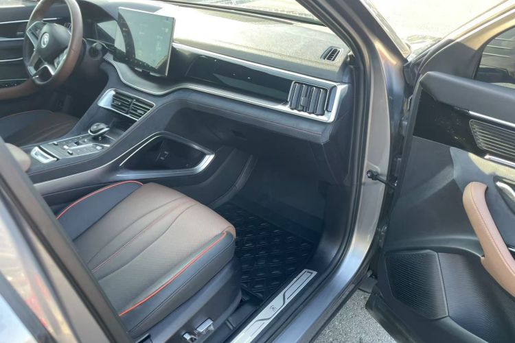 比亚迪 宋PLUS 2020款 1.5T 自动旗舰PLUS中控内饰7006