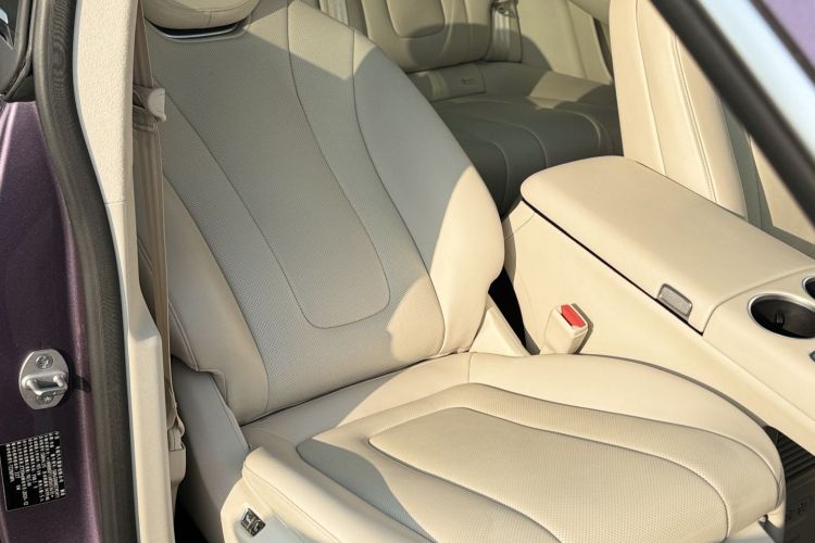 鸿蒙智行 智界R7 2025款 增程 251km Max中控内饰7004