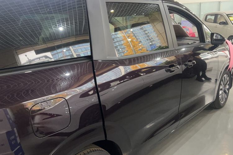 五菱汽车 星光730 2025款 1.5T CVT 精英型车身外观6003