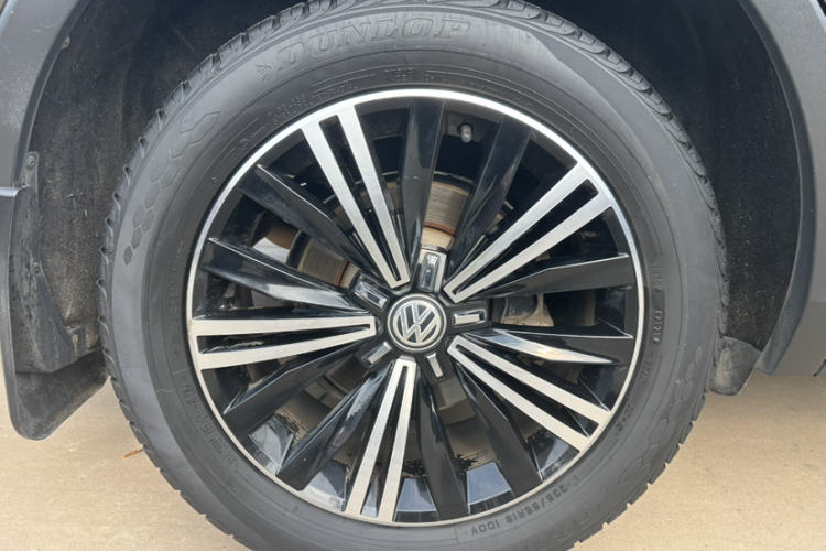 大众 途观L 2018款 380TSI 自动四驱豪华版局部细节9001