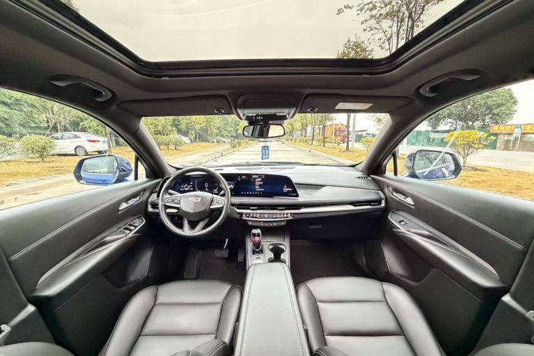 凯迪拉克XT4 2024款 28T 两驱豪华型中控内饰7002