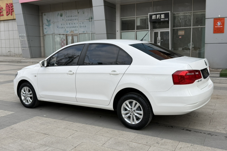 大众 捷达 2015款 1.6L 自动时尚型车身外观6002