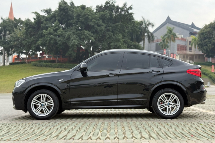 宝马X4 2016款 xDrive20i M运动型车身外观6003