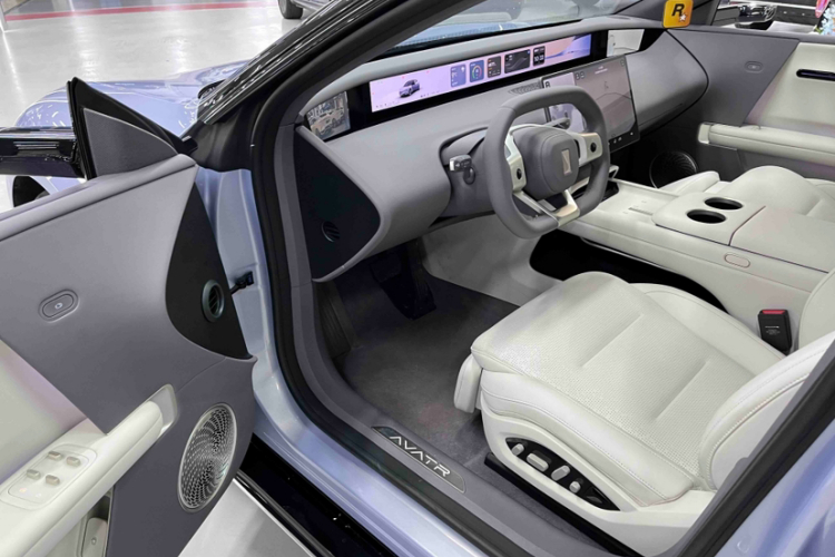 阿维塔06 2025款 Max增程版中控内饰7007