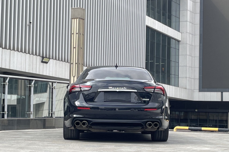 玛莎拉蒂 Ghibli 2022款 2.0T GT锋芒版车身外观6005