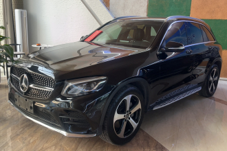 奔驰GLC 2018款 改款 GLC 260 4MATIC 豪华型