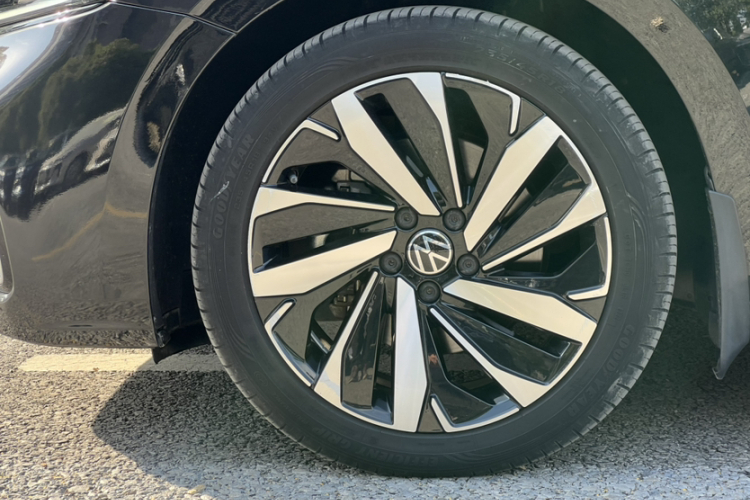 大众 帕萨特 2022款 330TSI 星空精英版车身外观6007