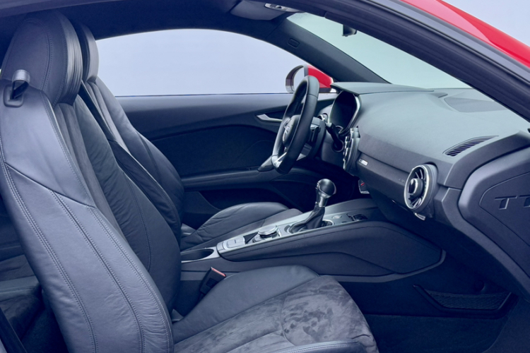 奥迪TT 2015款 TT Coupe 45 TFSI中控内饰7003