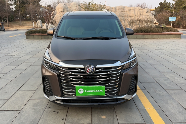 别克GL8 2023款 改款 陆上公务舱 豪华型车身外观6002