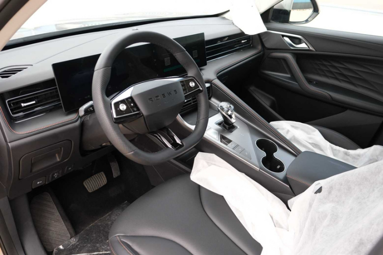 荣威RX5新能源 2023款 eRX5 超混优越版中控内饰7003