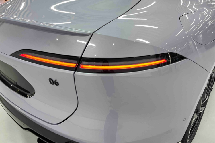 阿维塔06 2025款 Max增程版车身外观6009