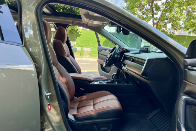 马自达CX-50行也 2023款 2.5L 尊行版中控内饰7015