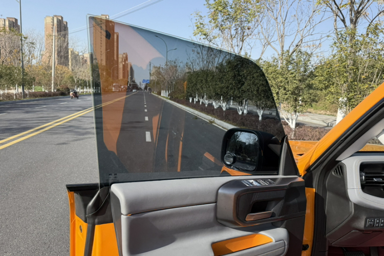 北京越野 北京BJ40 2024款 2.0T 全新城市猎人版 侠客型中控内饰7008