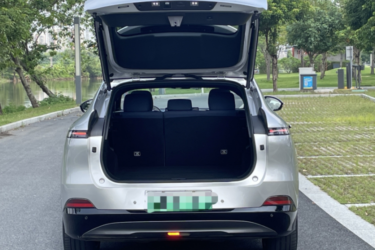 小鹏G6 2023款 700 四驱性能 Max局部细节23