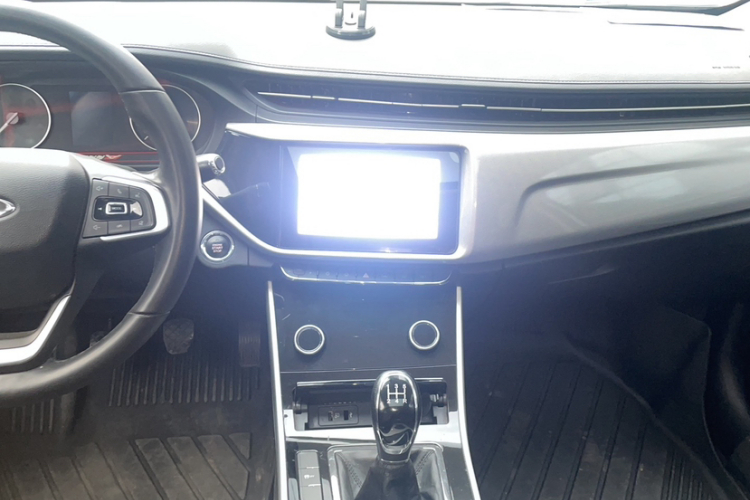 奇瑞 艾瑞泽5 2019款 1.5L 手动乐活版 国V局部细节18