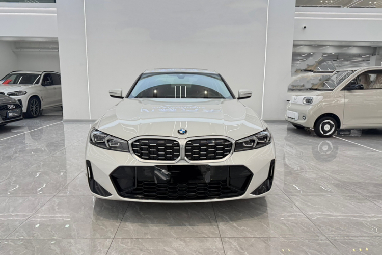 宝马3系 2023款 325Li M运动套装车身外观6006