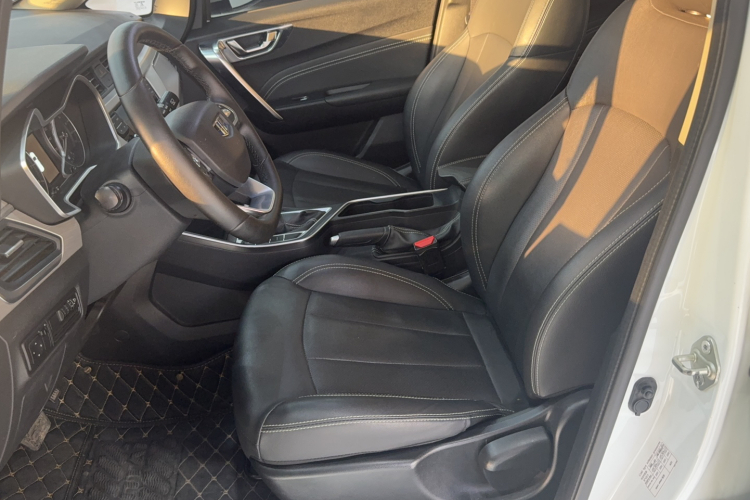 吉利汽车 远景X3 2019款 升级版 1.5L CVT精英型局部细节19