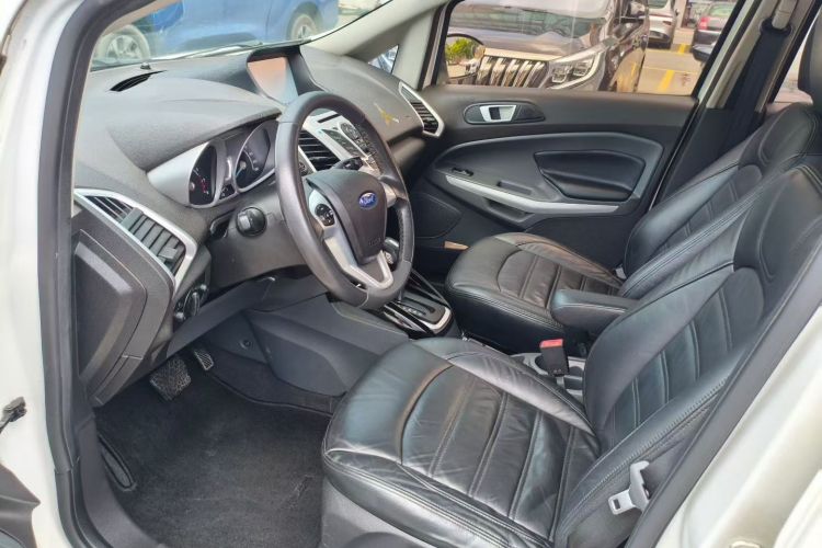 福特 翼搏 2013款 1.5L 自动尊贵型中控内饰7003