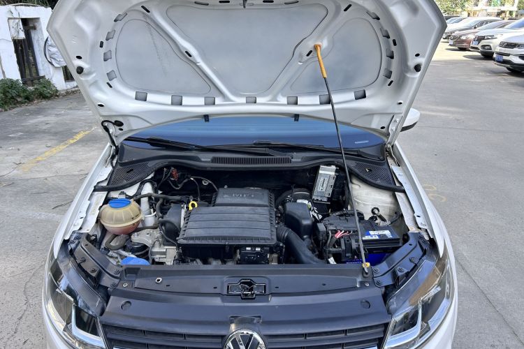 大众 Polo 2016款 1.6L 自动舒适型局部细节24