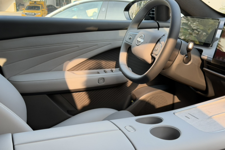 日产N7 2025款 510 Air中控内饰7014