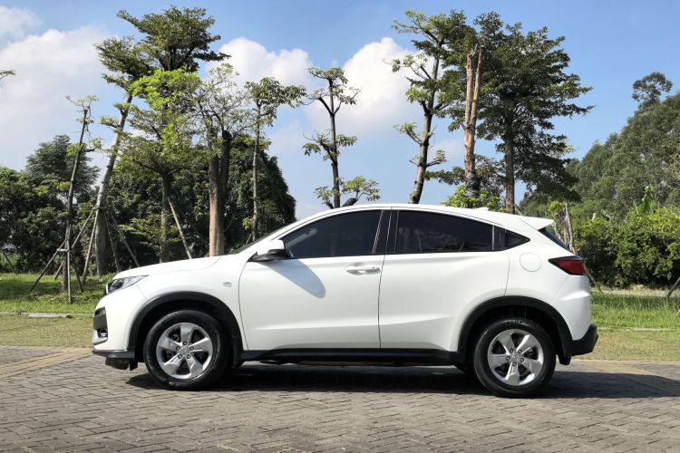 本田XR-V 2019款 1.5L CVT舒适版 国V车身外观6008