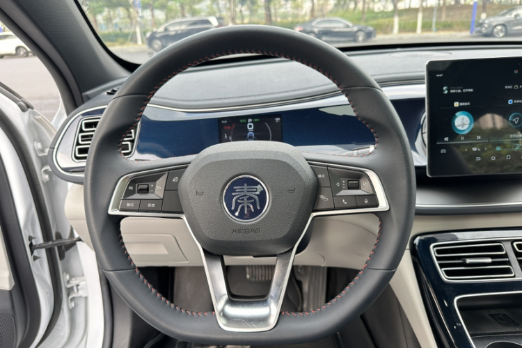 比亚迪 秦PLUS 2021款 DM-i 55KM 旗舰型局部细节13