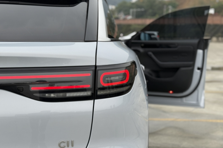 零跑汽车 零跑C11 2021款 改款 豪华版车身外观6006