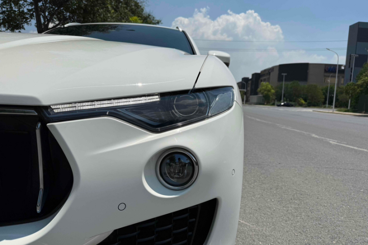 玛莎拉蒂 Levante 2018款 3.0T 经典版车身外观6005