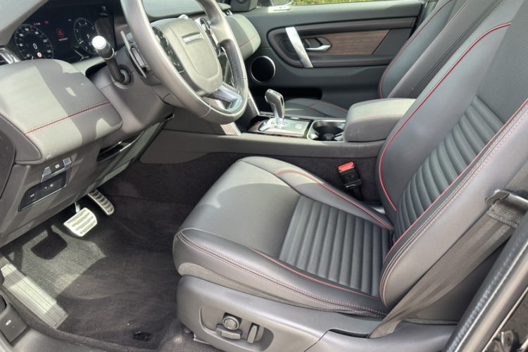 路虎 发现运动版 2020款 249PS R-Dynamic 性能科技版 5座局部细节19