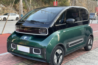宝骏KiWi EV 2022款 设计师轻享版 磷酸铁锂