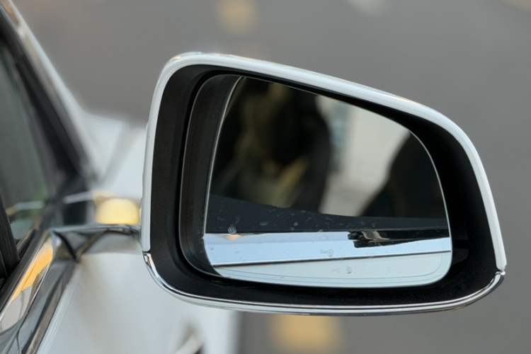 特斯拉 Model X 2019款 长续航版局部细节9002