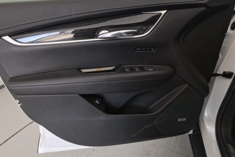 凯迪拉克XT5 2021款 28T 豪华型中控内饰7007