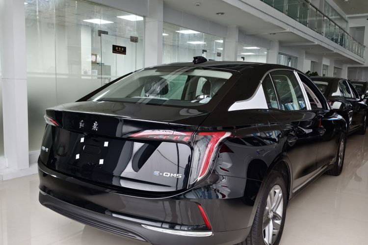 红旗E-QM5 2025款 500km 出行版车身外观6001