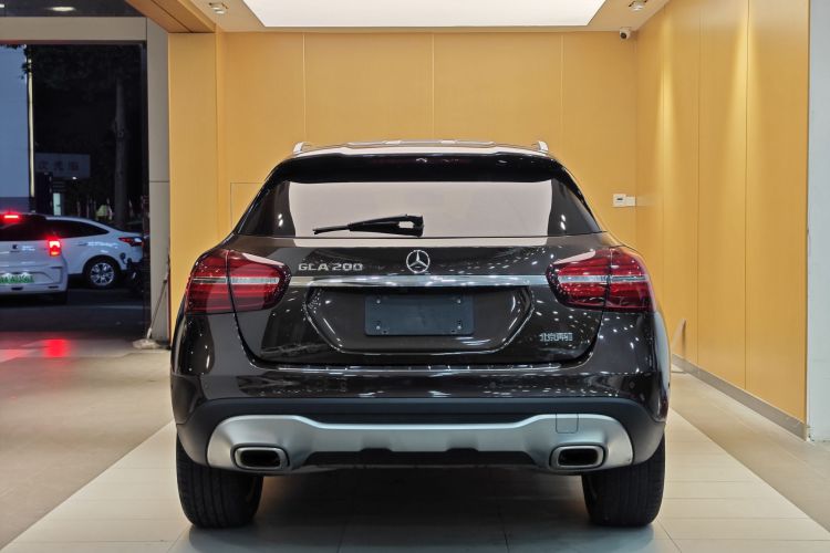 奔驰GLA 2018款 GLA 200 动感型车身外观6007
