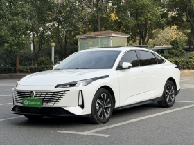 长安 逸动 2024款 1.5T GDI自动 旗舰型