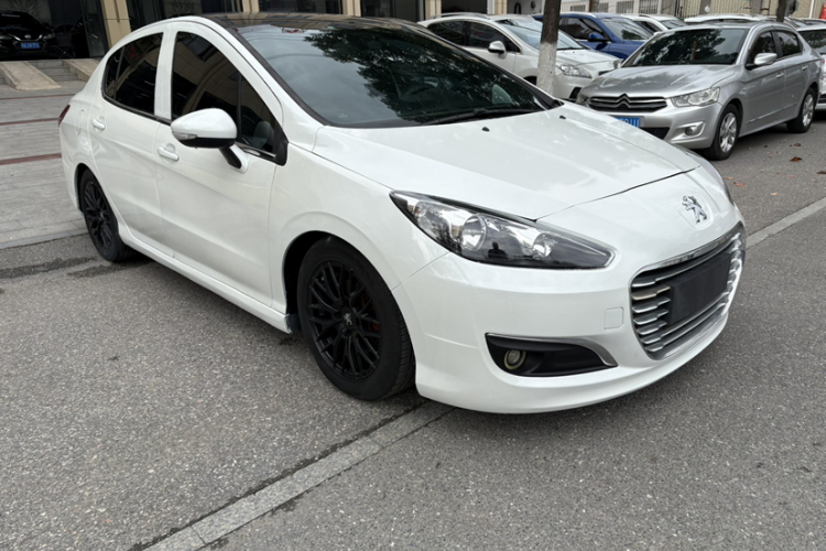 标致308 2014款 乐享版 经典 1.6L 自动风尚型车身外观6002