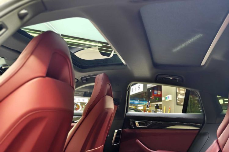 保时捷 Panamera新能源 2023款 Panamera 4 E-Hybrid 铂金版 2.9T局部细节22