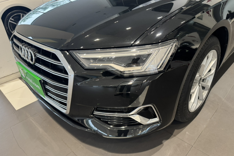 奥迪A6L 2023款 40 TFSI 豪华致雅型车身外观6003