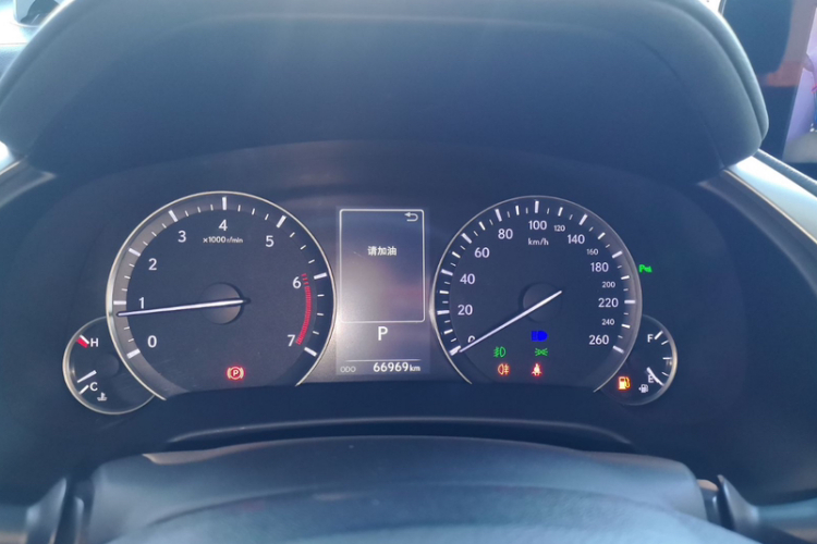 雷克萨斯RX 2016款 300 两驱精英版 国V中控内饰15