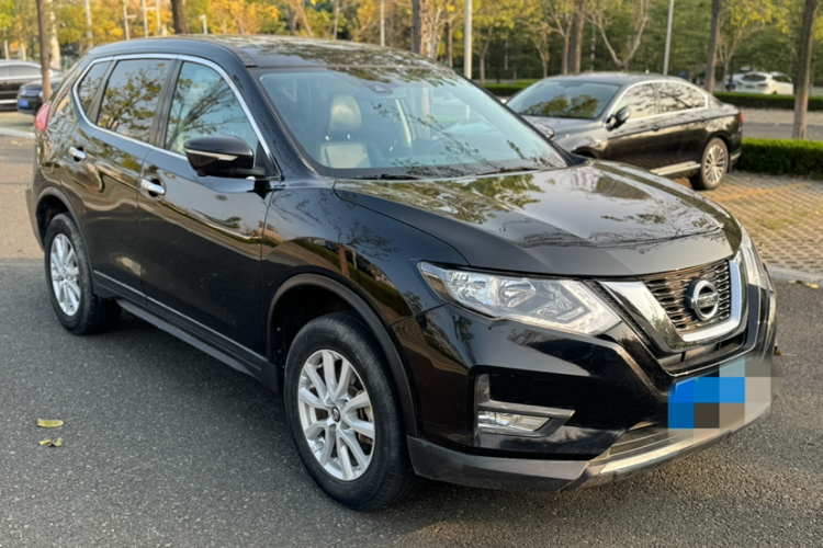 日产 奇骏 2019款 2.0L CVT智联舒适版 2WD车身外观6006