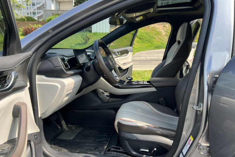 比亚迪 秦PLUS 2023款 冠军版 DM-i 55KM超越型局部细节19