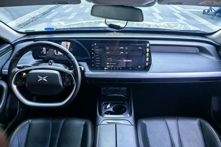 小鹏P7 2020款 670N中控内饰7006