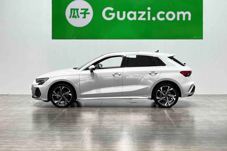 奥迪A3 2025款 Sportback 35TFSI 飞驰尊享型局部细节9002